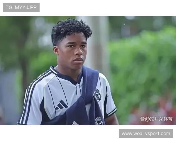 恩德里克当选法甲联赛月度最佳球员，这是他在法甲的第一个月