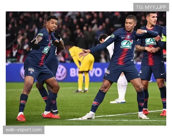 法甲赛果：巴黎圣日耳曼4-0大胜里尔，提前八轮卫冕联赛冠军